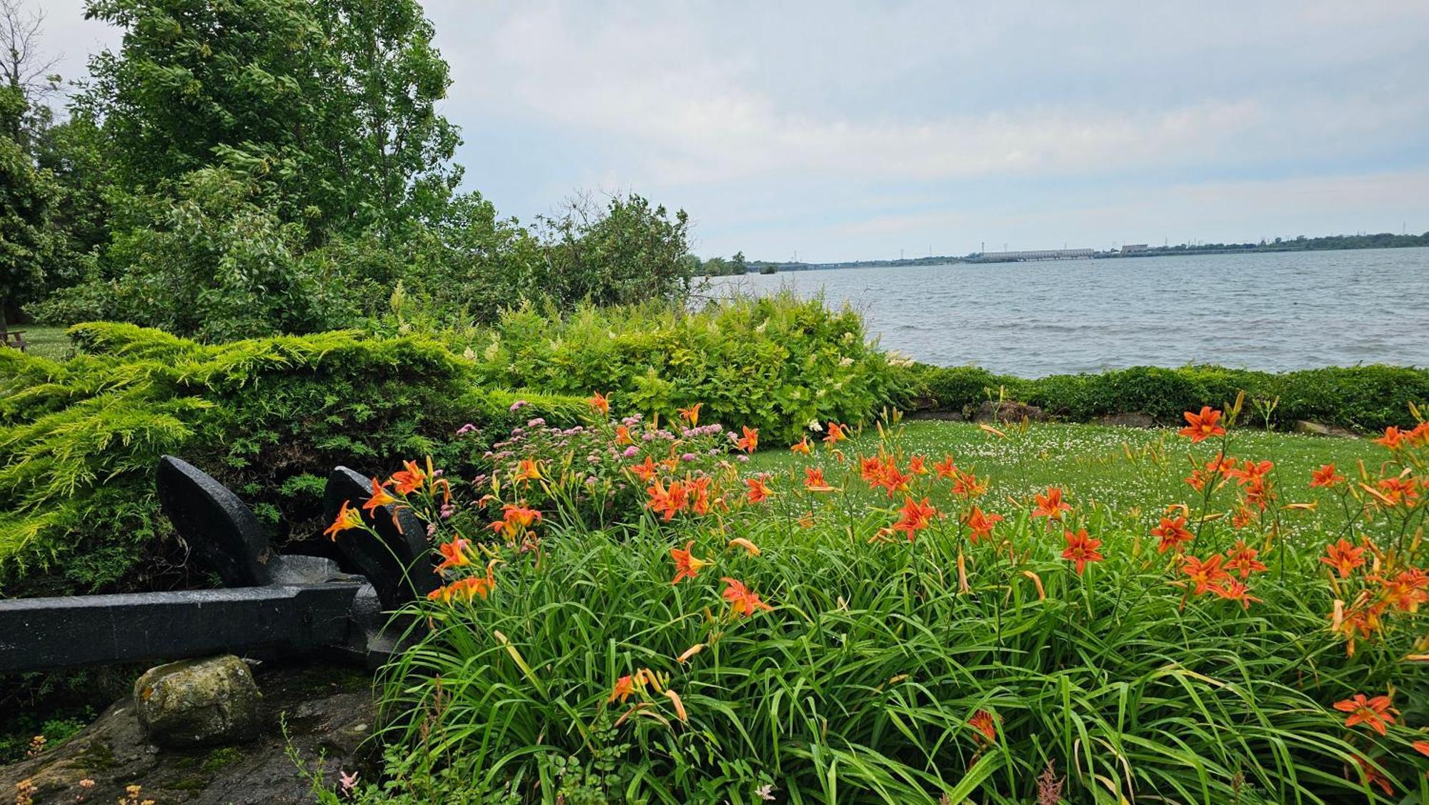 Hotel Oasis Lac St-Louis Salaberry-de-Valleyfield Exteriér fotografie