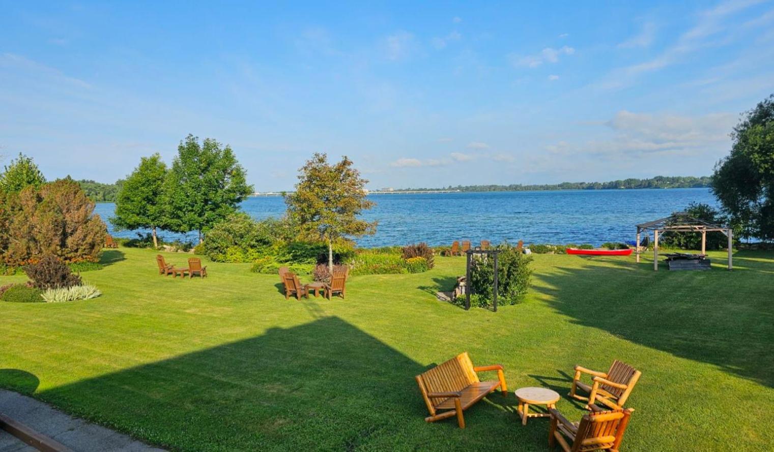 Hotel Oasis Lac St-Louis Salaberry-de-Valleyfield Exteriér fotografie